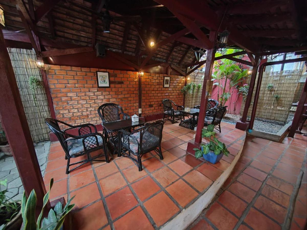 Soben Cafe Guesthouse & Restaurant Siem Reap Exterior photo